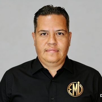 Arturo Linares